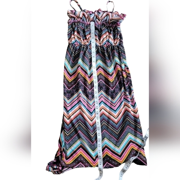 Beautees Maxi Medium Multi Colored Zig Zag Chevron Spaghetti Strap summer Dress - Picture 3 of 10